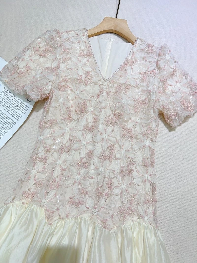 Modern Unclassified Brand Dress 154072