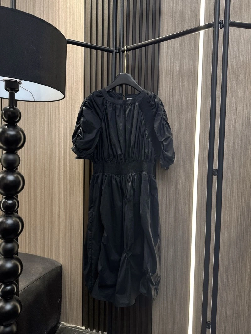 HighQuality Unclassified Brand Dress 154080