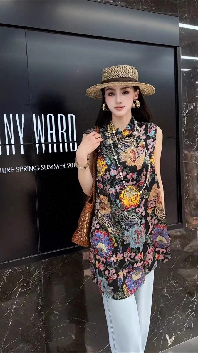 Bright Unclassified Brand Dress 154128