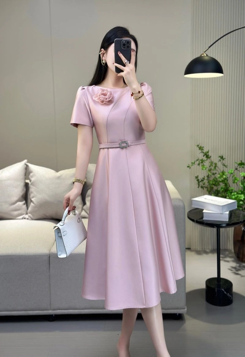 Bold Unclassified Brand Dress 154054