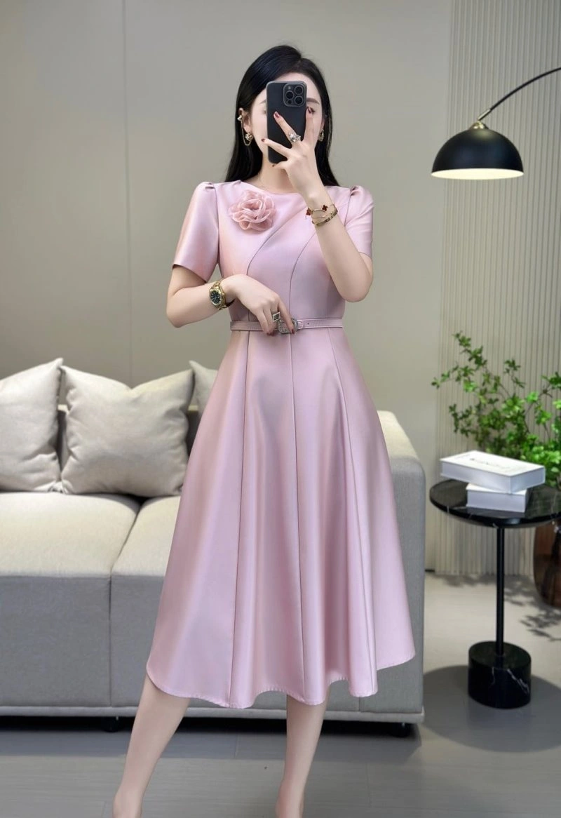 Bold Unclassified Brand Dress 154054