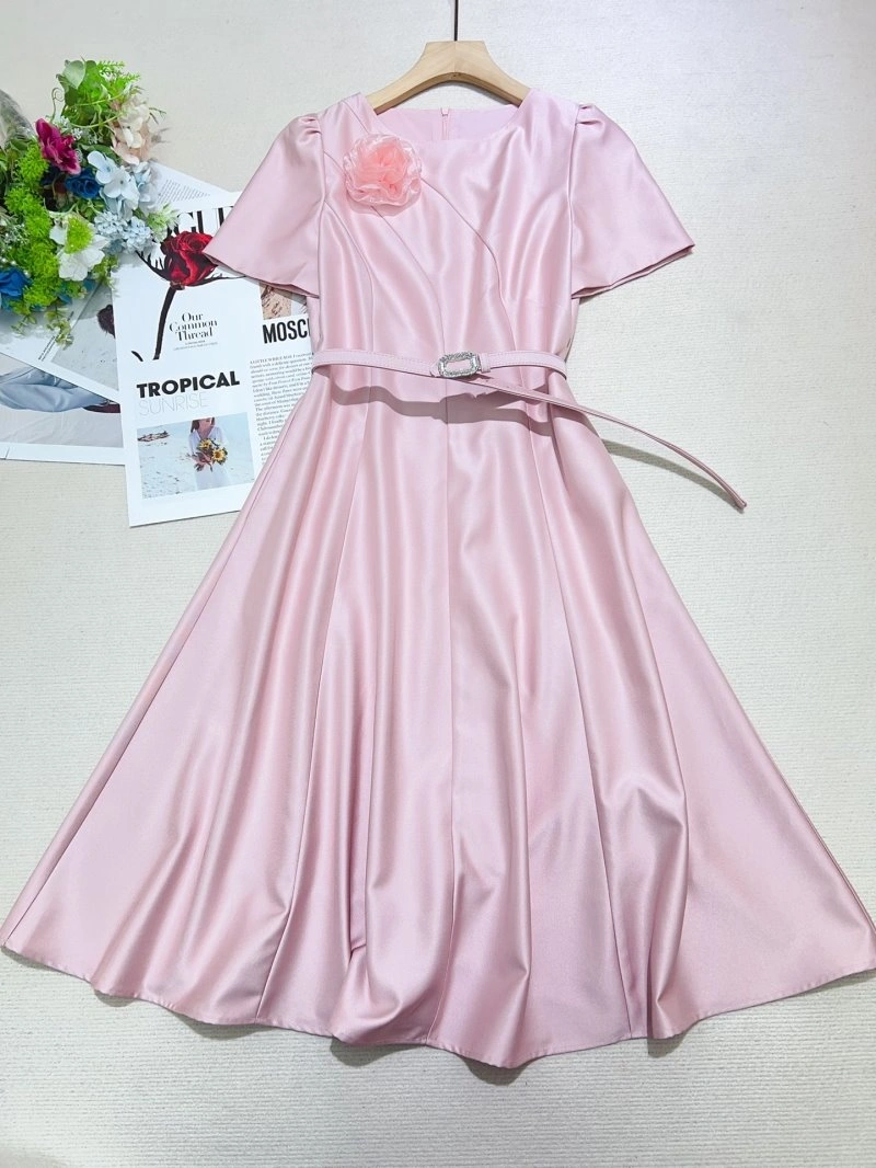 Bold Unclassified Brand Dress 154054
