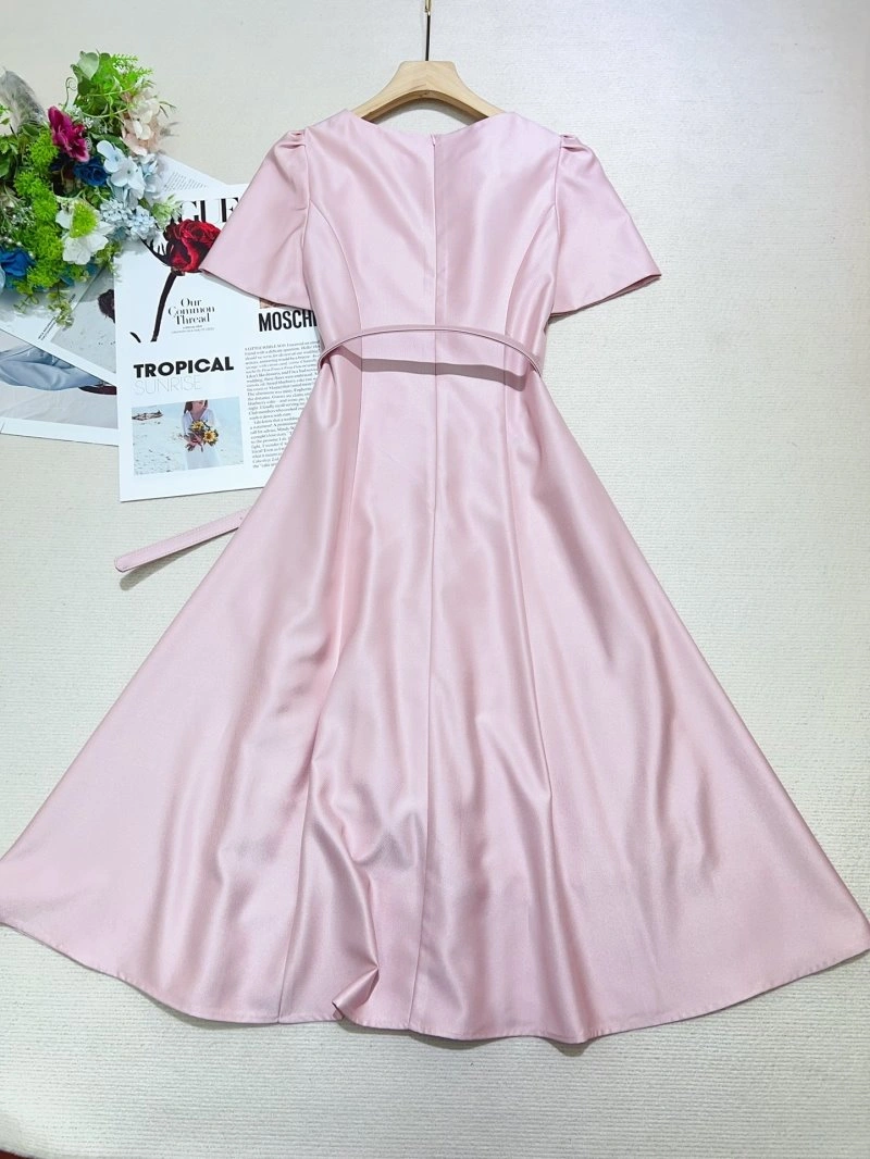 Bold Unclassified Brand Dress 154054