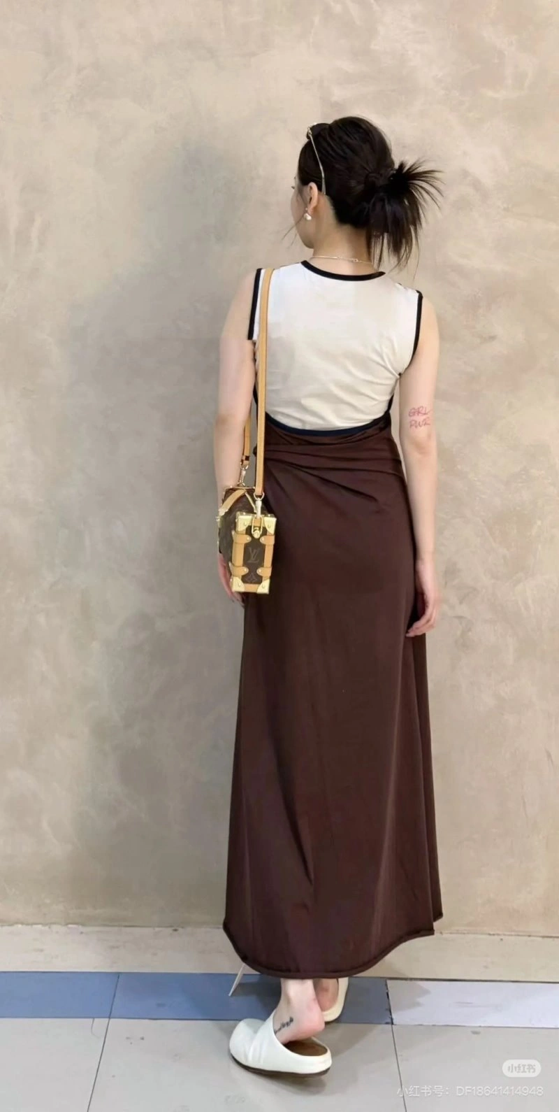 Soft Unclassified Brand Dress 153991