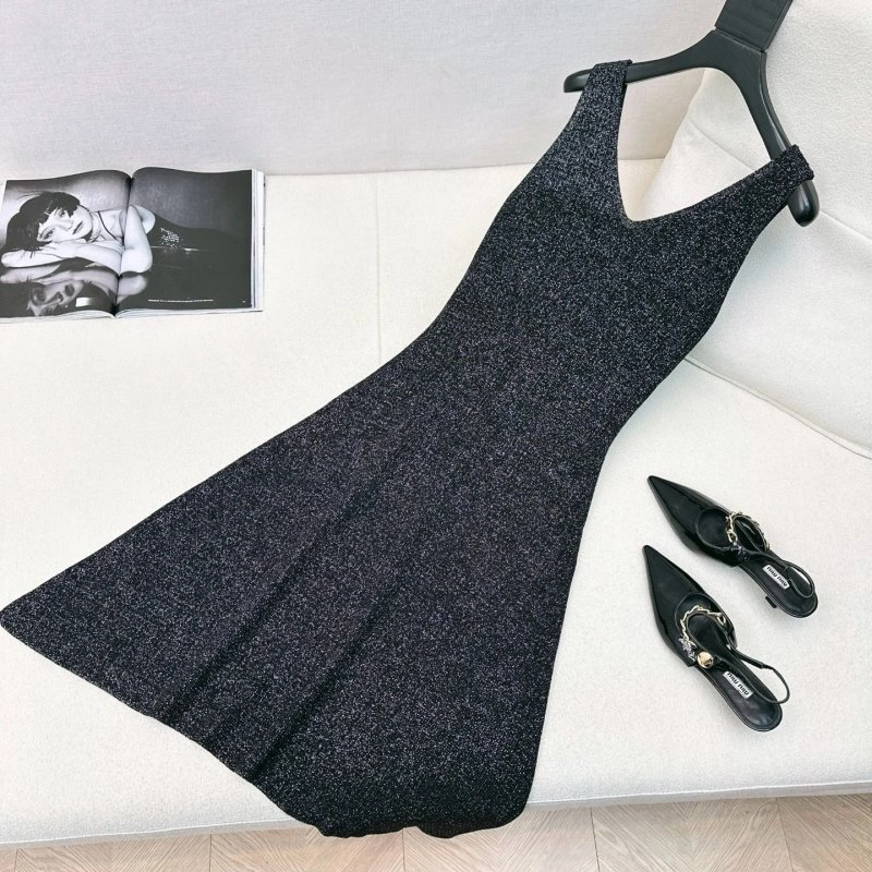 Unique Unclassified Brand Dress 153962