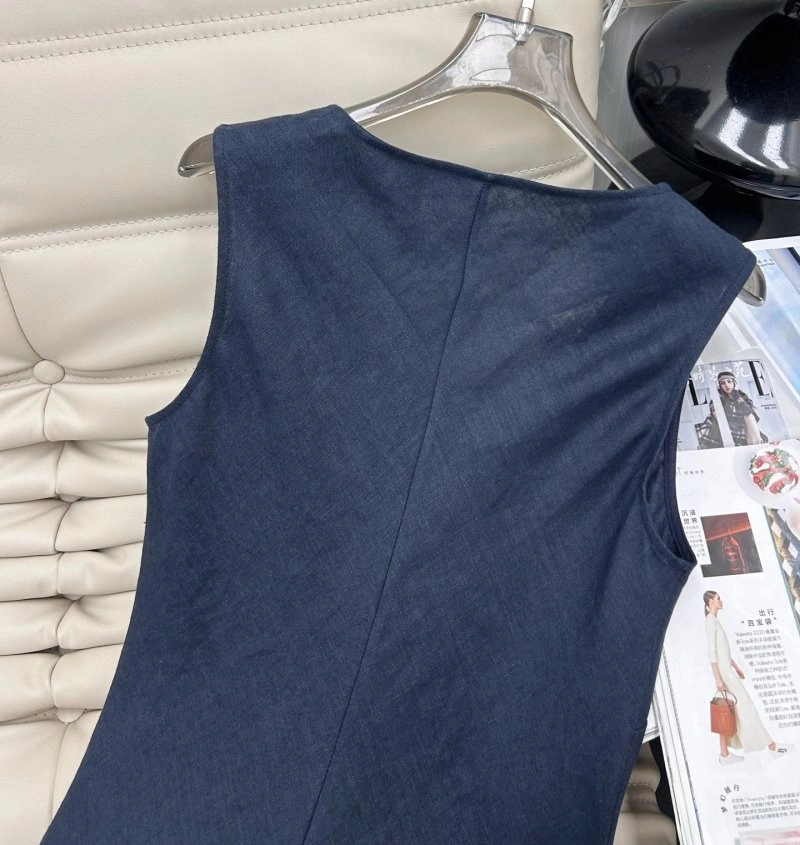 OdorResistant Unclassified Brand Dress 153959