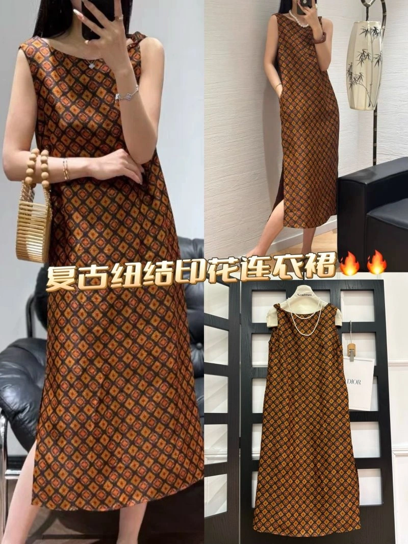 Unclassified Brand Dress ZipUp 152924