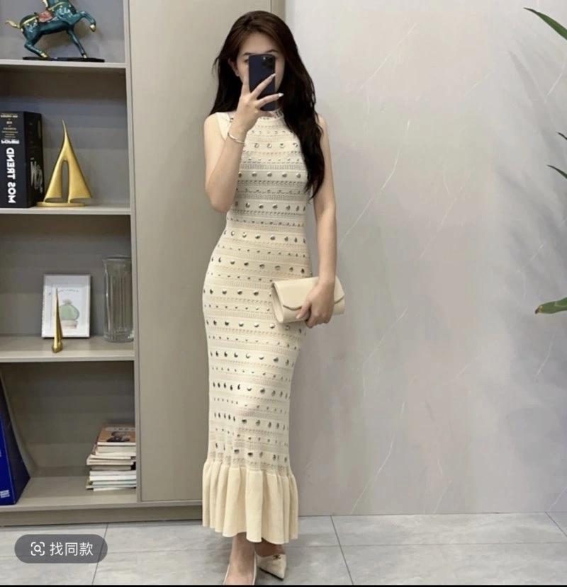 Unique Unclassified Brand Dress 152852