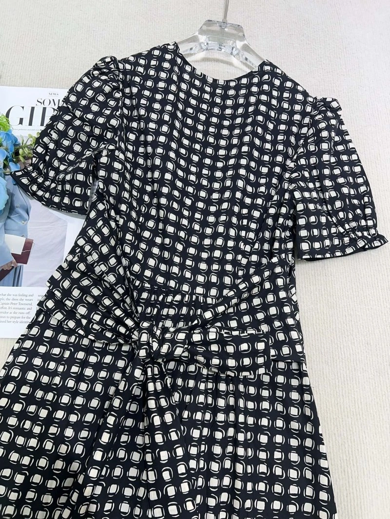 Durable Unclassified Brand Dress 152804