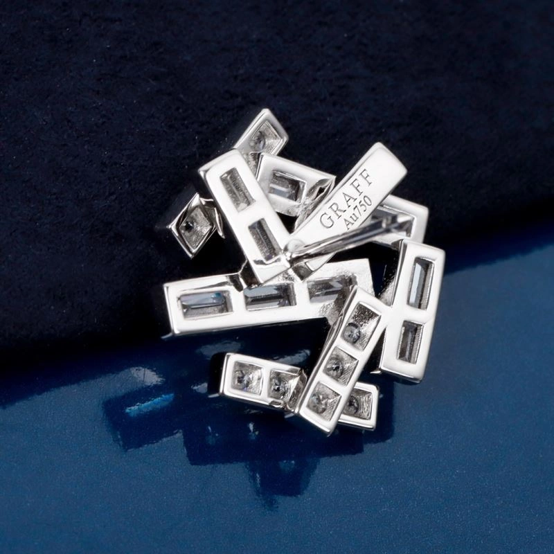 Unclassified Brand Earrings WaterResistant 213788