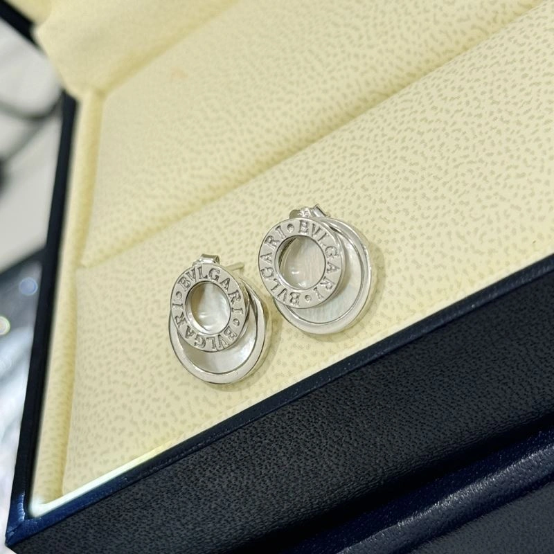 Unclassified Brand Earrings Soft 213776