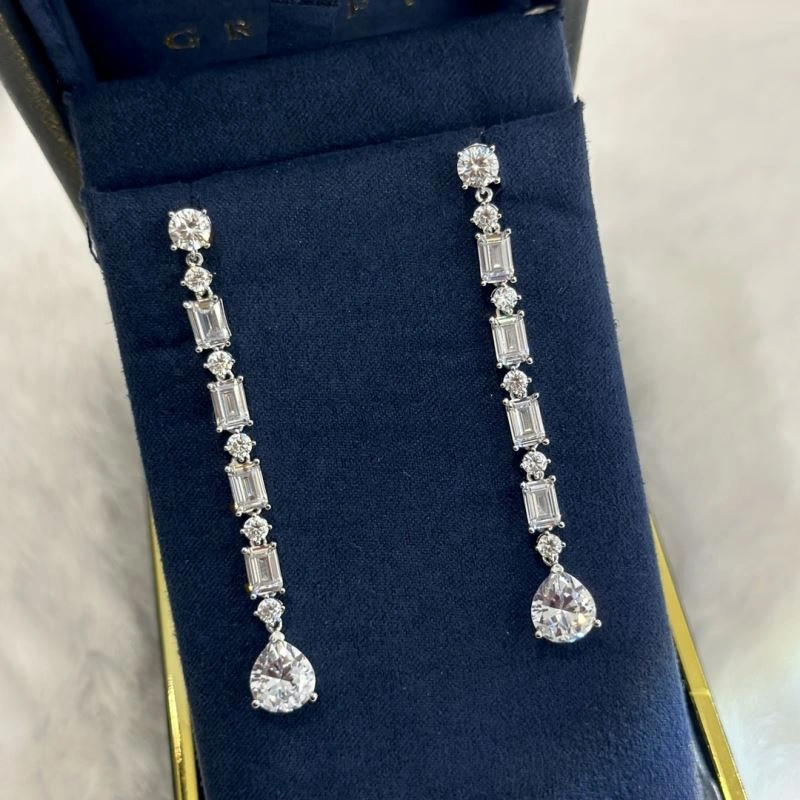 Functional Unclassified Brand Earrings 213767
