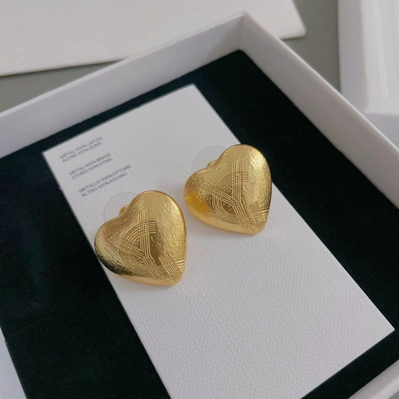 Unclassified Brand Earrings Stretchable 213373