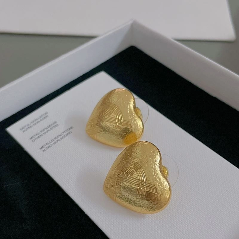 Unclassified Brand Earrings Stretchable 213373