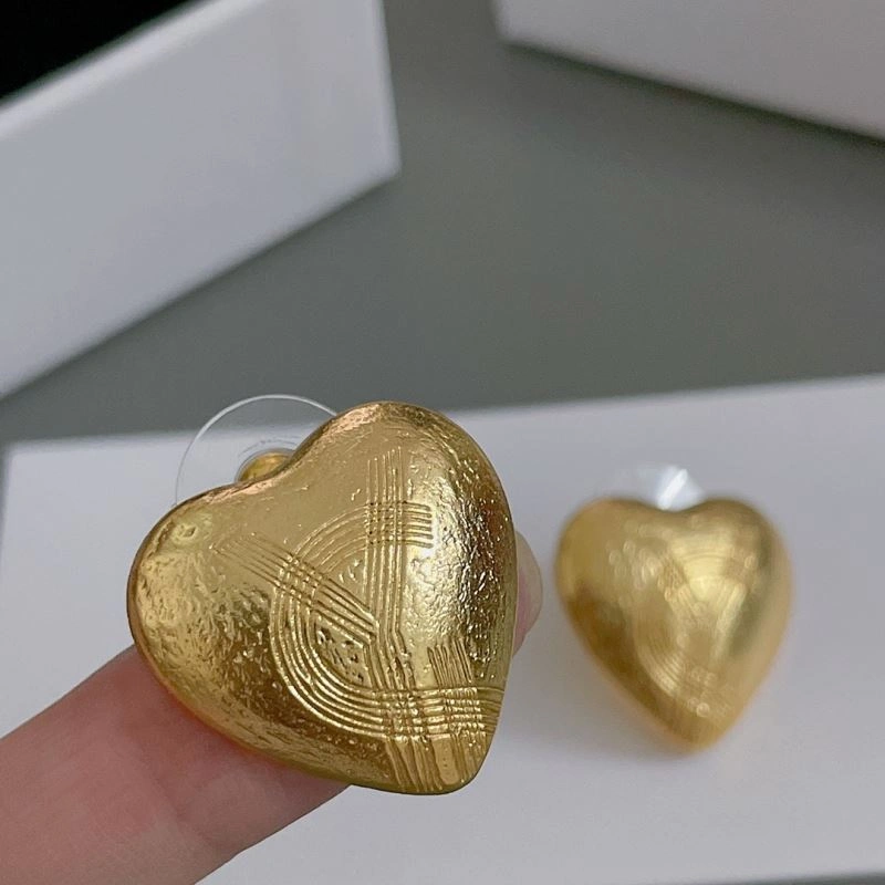 Unclassified Brand Earrings Stretchable 213373