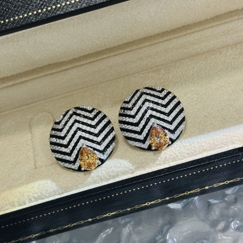 Unclassified Brand Earrings Contemporary 213329