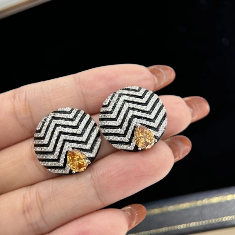 Unclassified Brand Earrings Contemporary 213329
