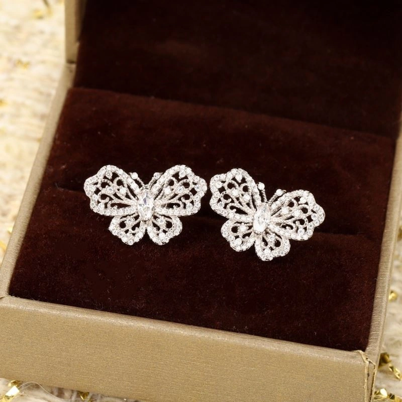 Unclassified Brand Earrings UrbanChic 213309
