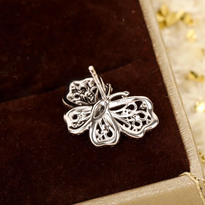 Unclassified Brand Earrings UrbanChic 213309