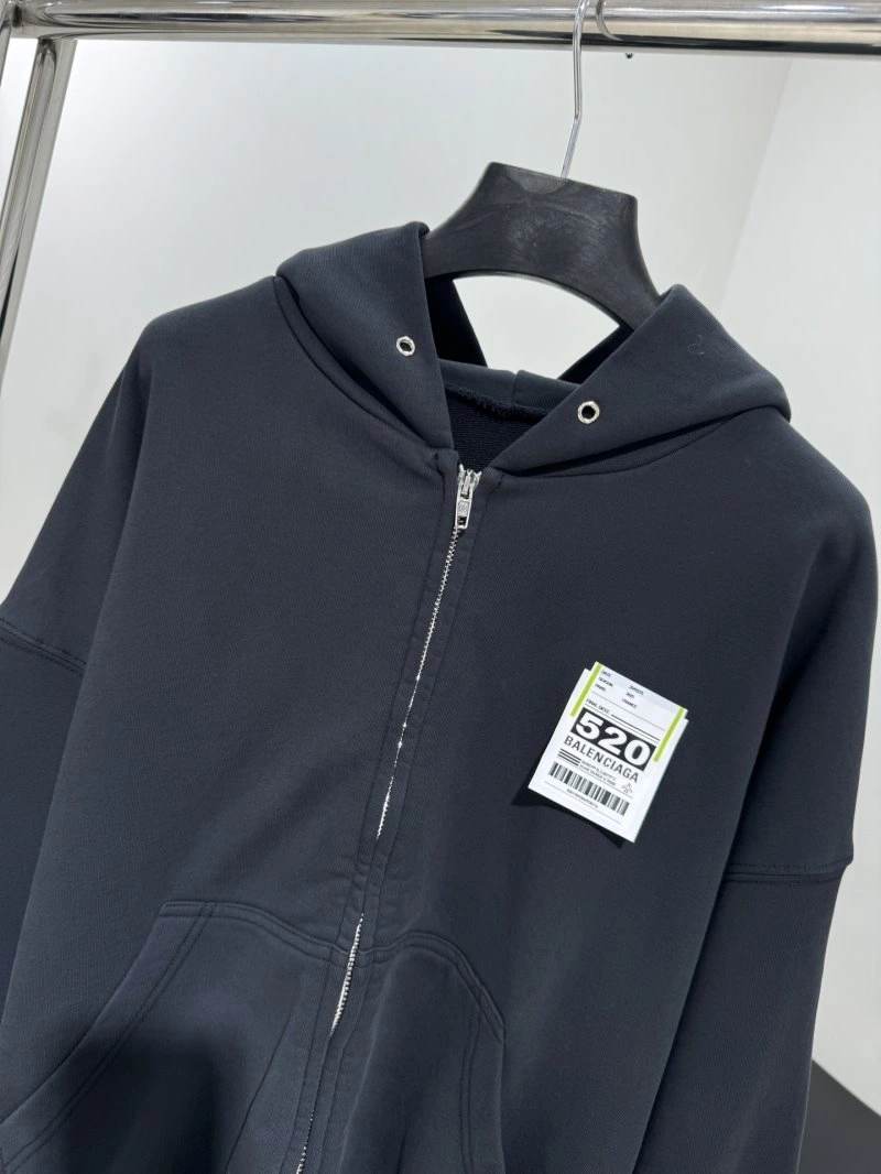 Bright Unclassified Brand Hoodies 153849