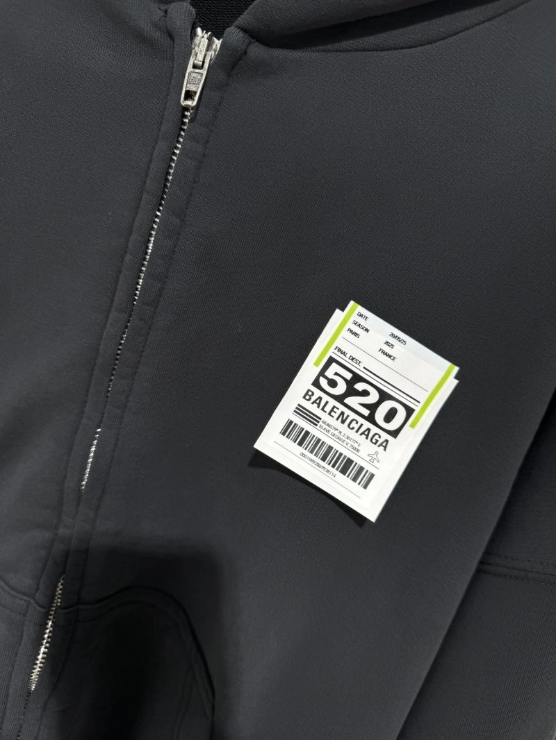 Bright Unclassified Brand Hoodies 153849