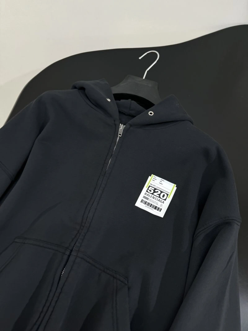 Bright Unclassified Brand Hoodies 153849
