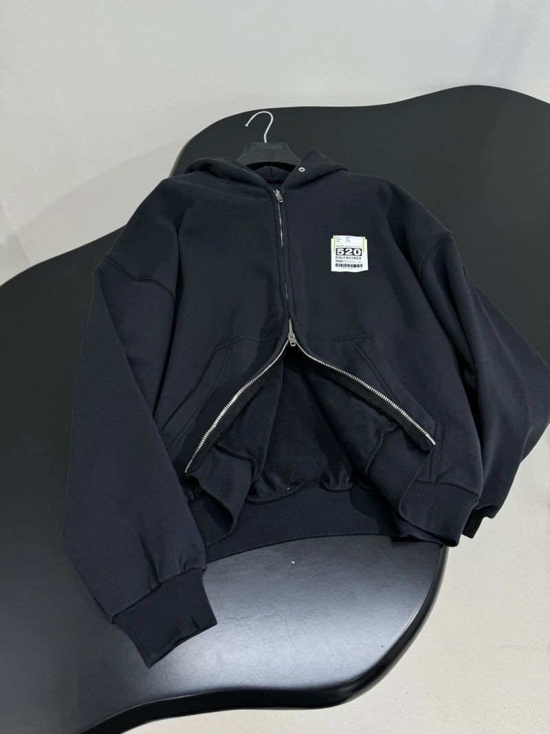 Bright Unclassified Brand Hoodies 153849