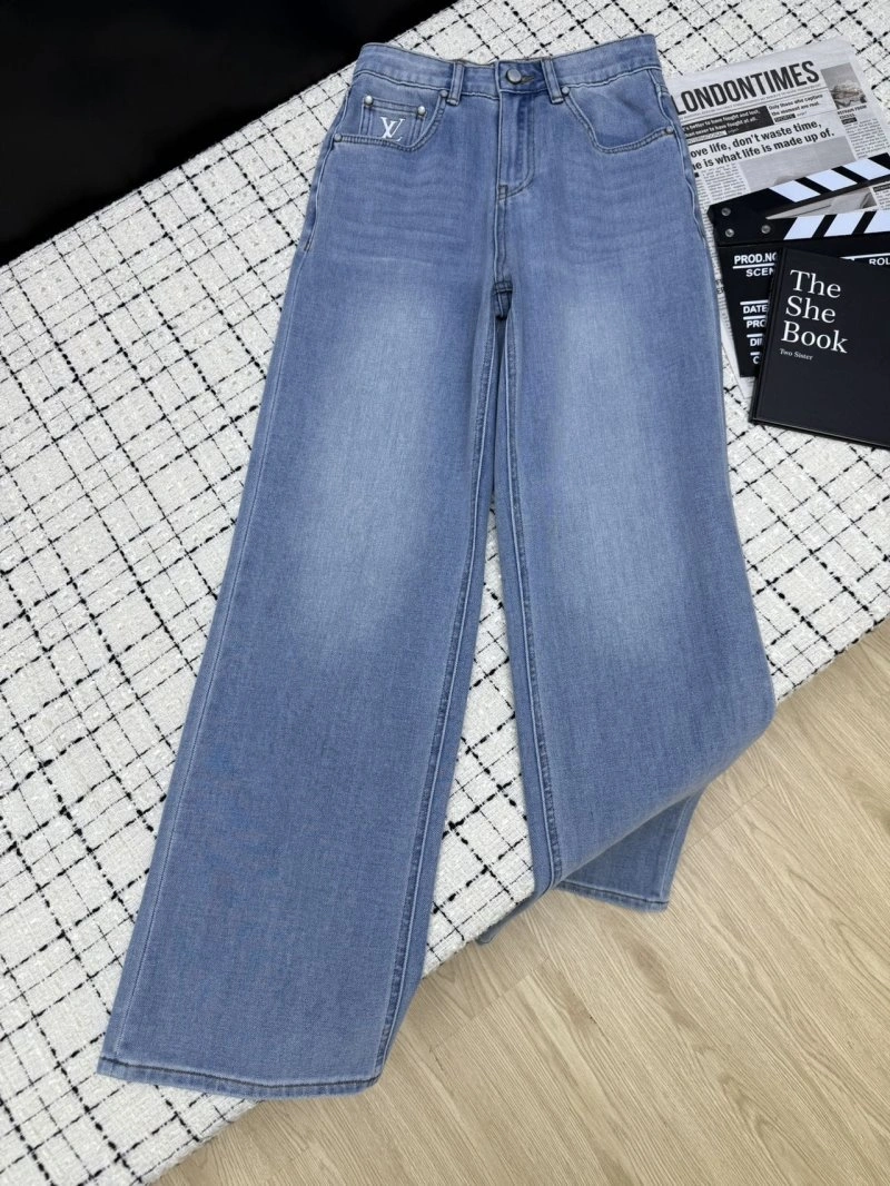 ModernLook Unclassified Brand Jeans 152114