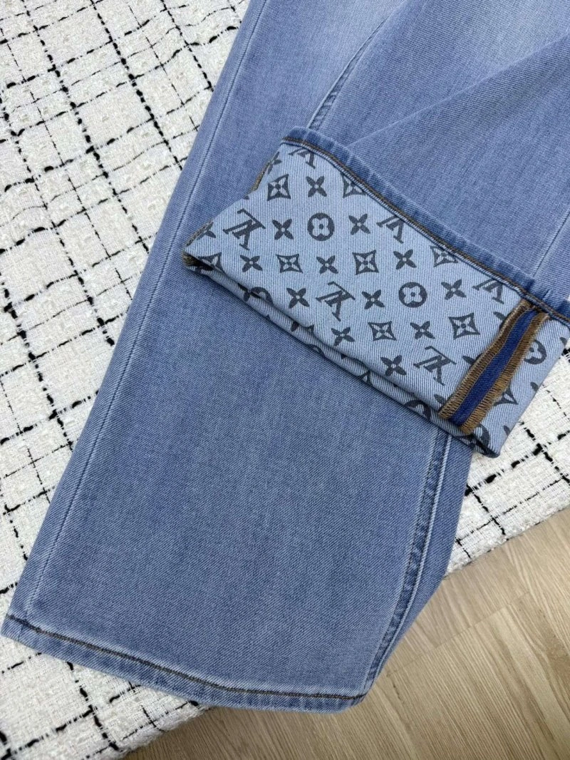 ModernLook Unclassified Brand Jeans 152114