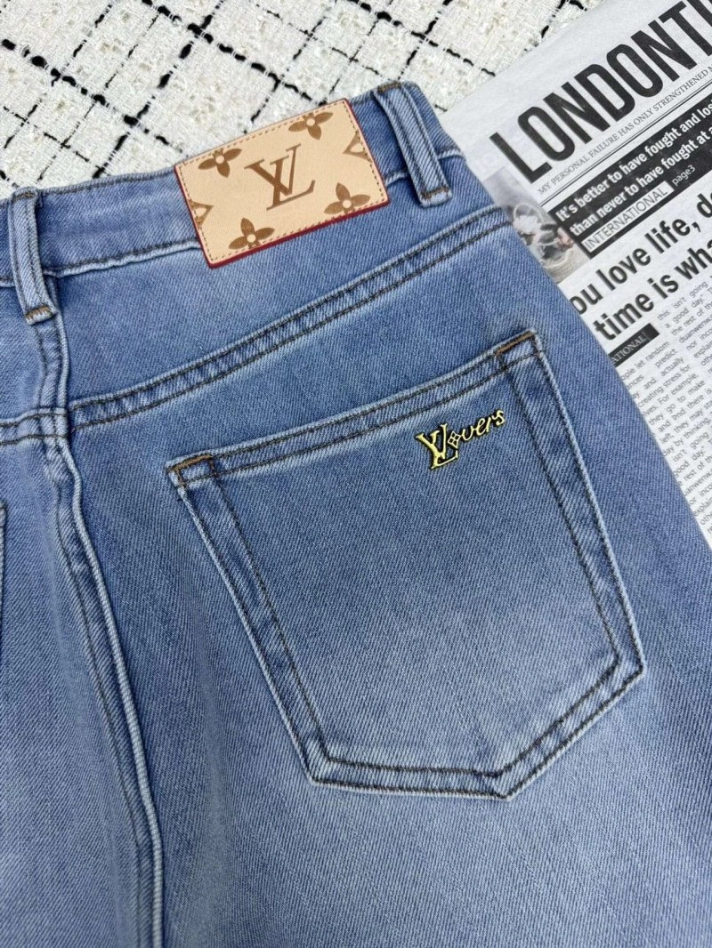 ModernLook Unclassified Brand Jeans 152114