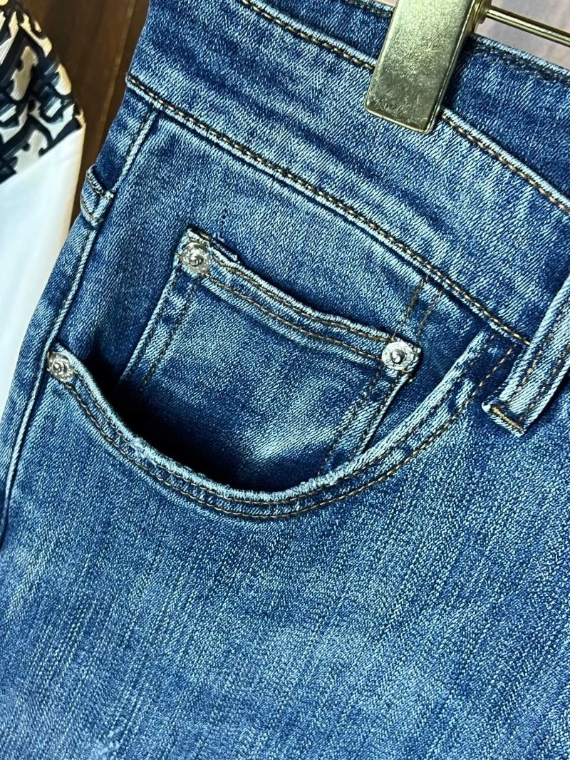 Sleek Unclassified Brand Jeans 162398