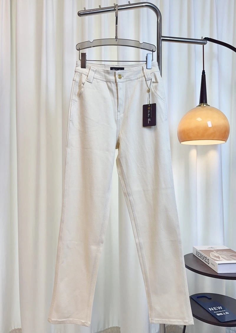 Affordable Unclassified Brand Jeans 150581