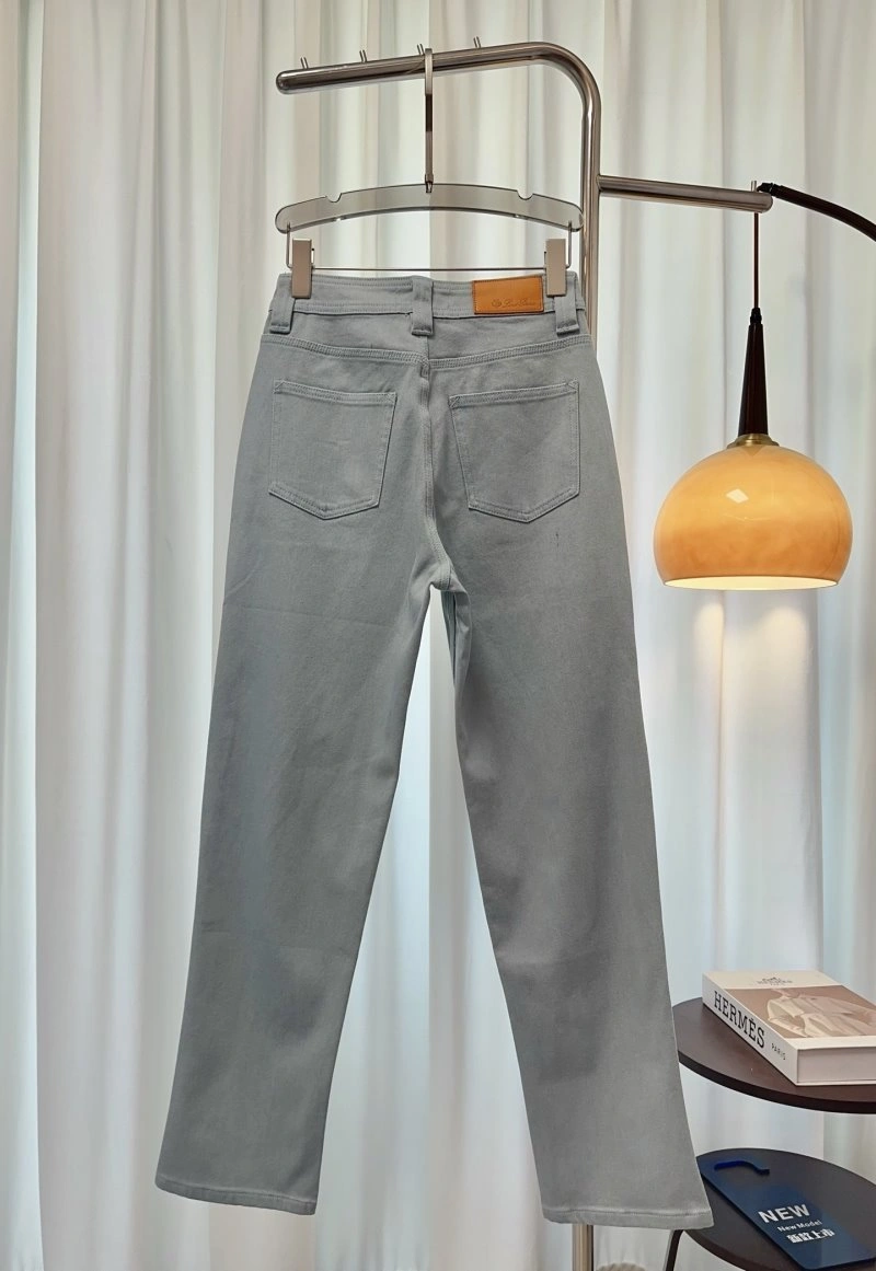 OdorResistant Unclassified Brand Jeans 150596