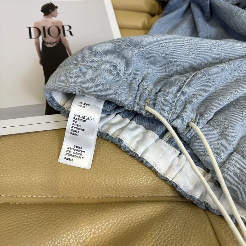 Fashionable Unclassified Brand Jeans 150574