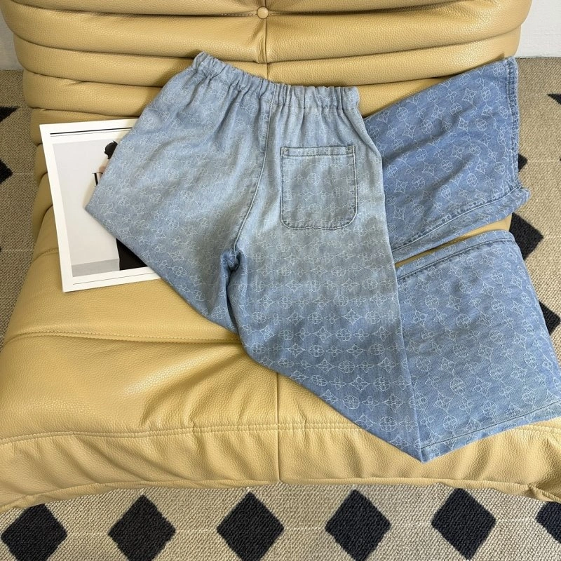 Fashionable Unclassified Brand Jeans 150574