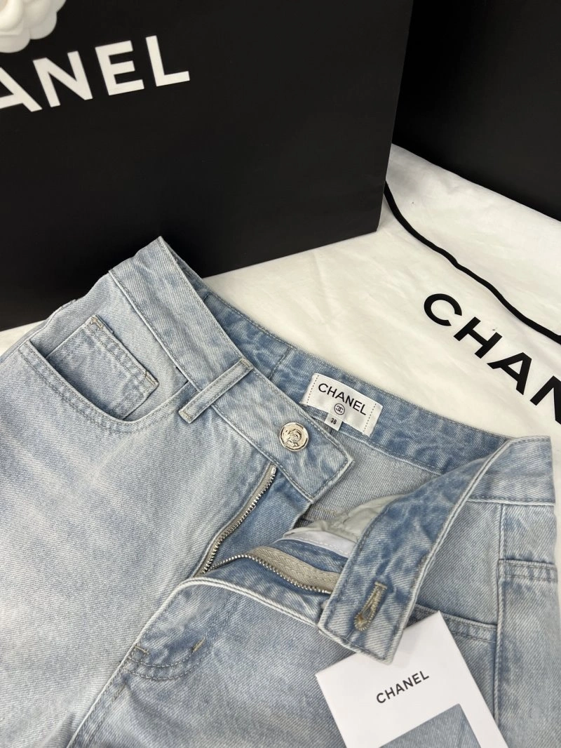 OdorResistant Unclassified Brand Jeans 155601