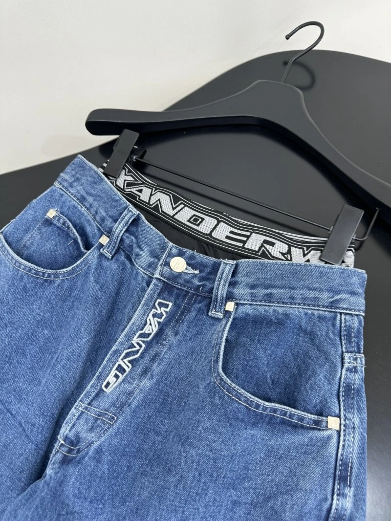 Snug Unclassified Brand Jeans 155596