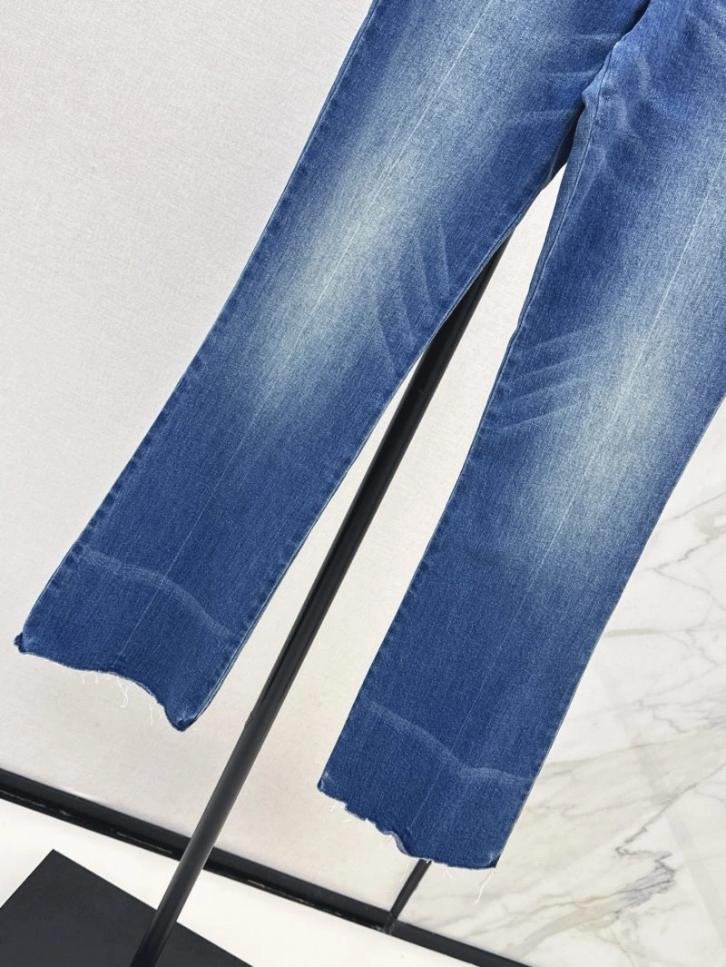 FashionForward Unclassified Brand Jeans 147674