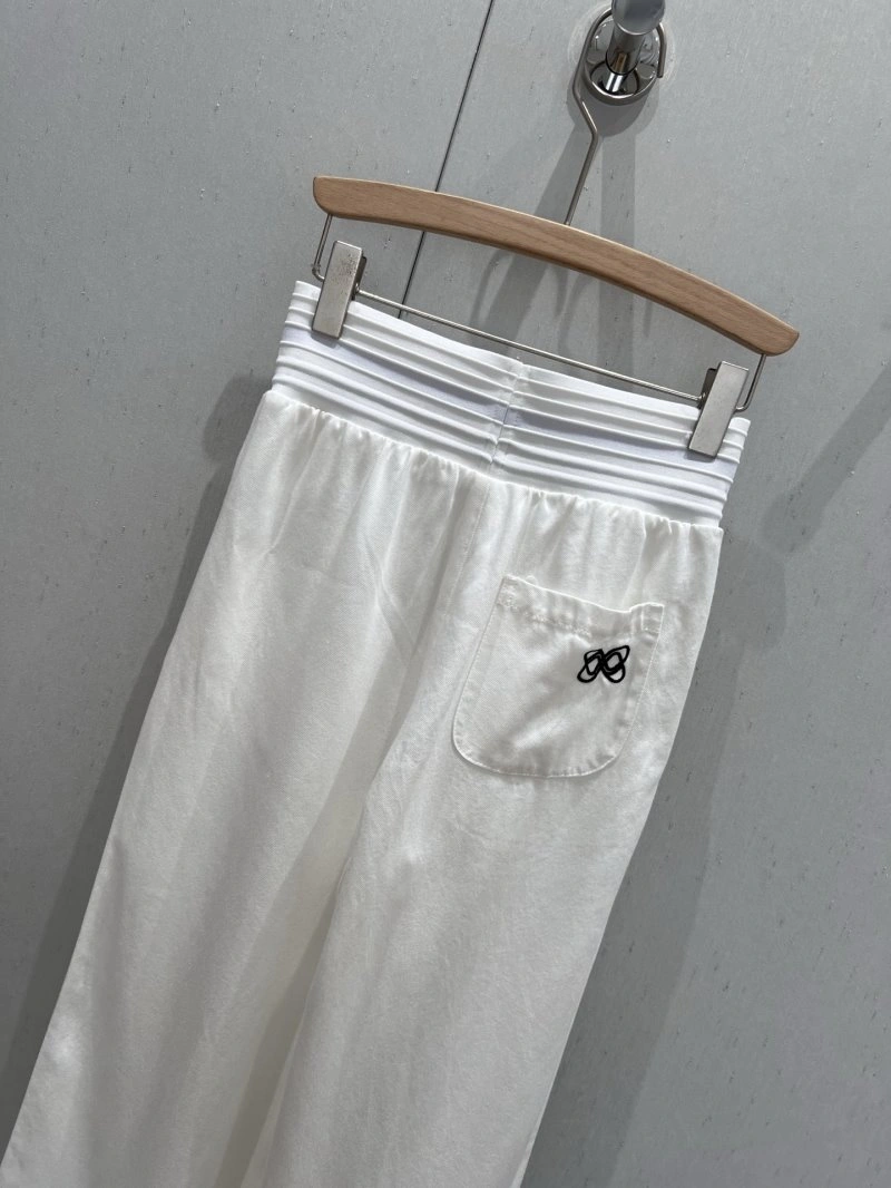 SmoothTexture Unclassified Brand Jeans 147673