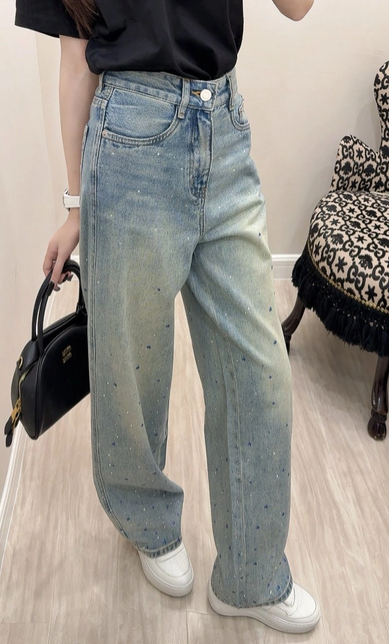 Contemporary Unclassified Brand Jeans 147667