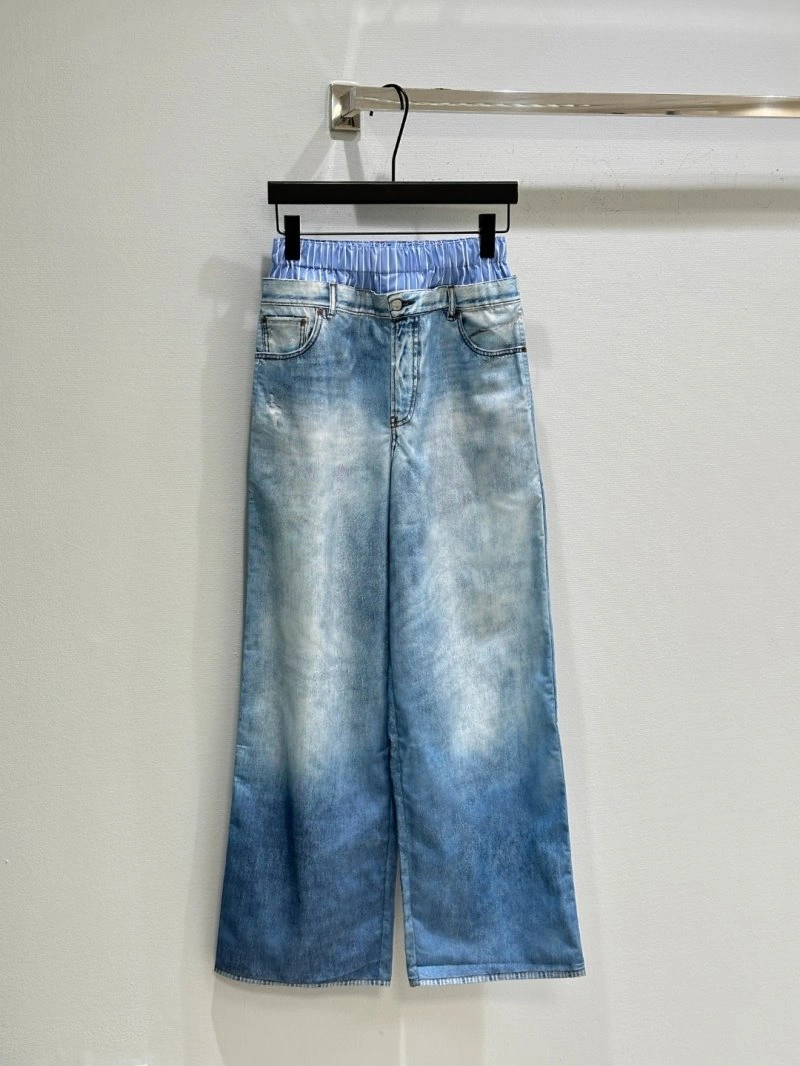 ModernLook Unclassified Brand Jeans 153828