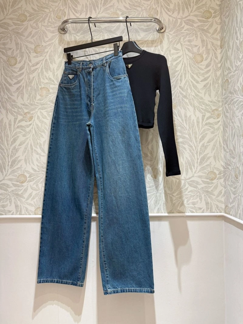 Vibrant Unclassified Brand Jeans 153830