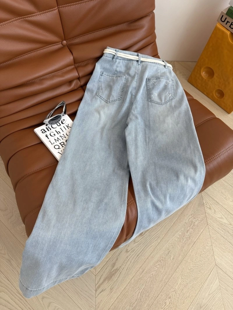 Cozy Unclassified Brand Jeans 153827