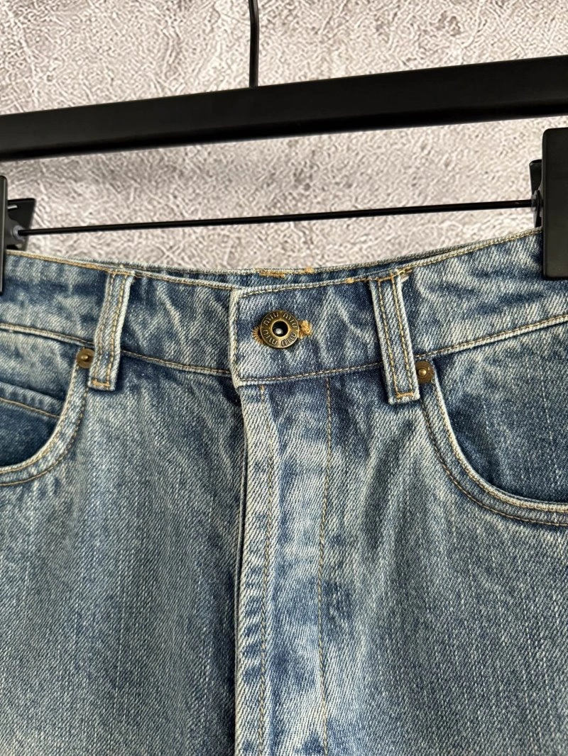 FashionForward Unclassified Brand Jeans 153808