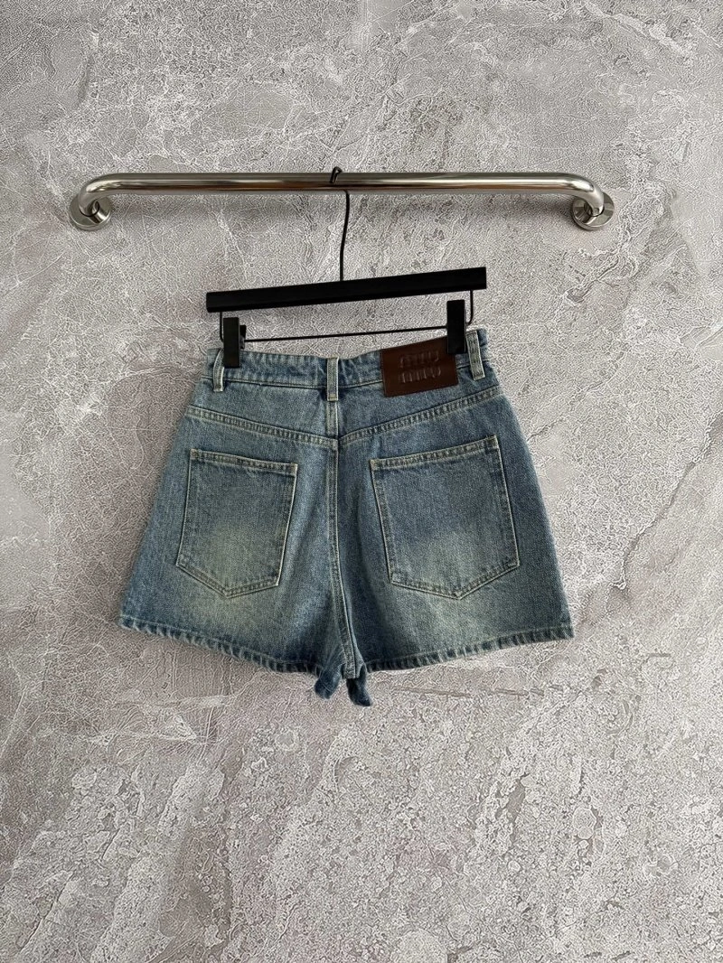 FashionForward Unclassified Brand Jeans 153808