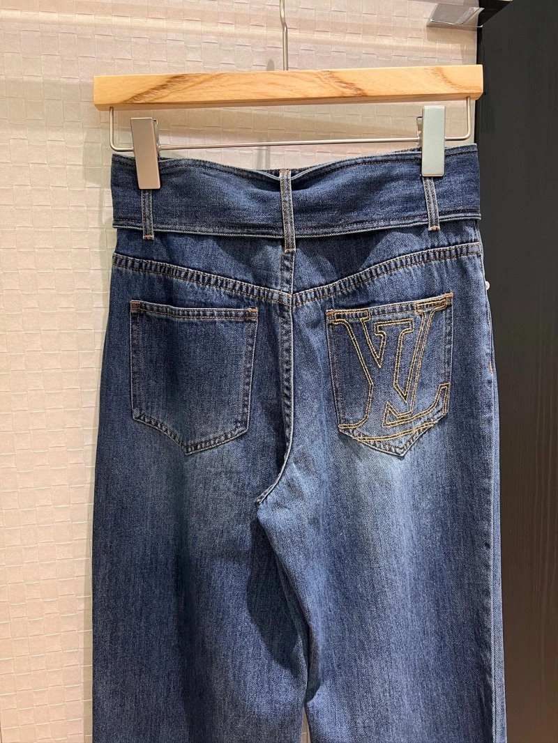 SoftTouch Unclassified Brand Jeans 153804