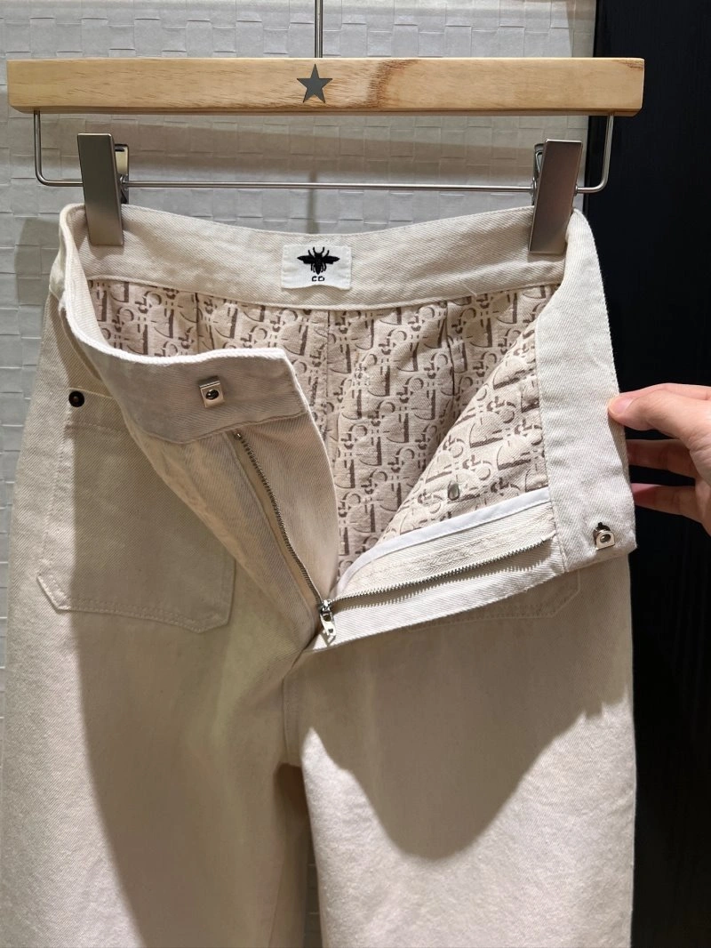 SmoothTexture Unclassified Brand Jeans 152672