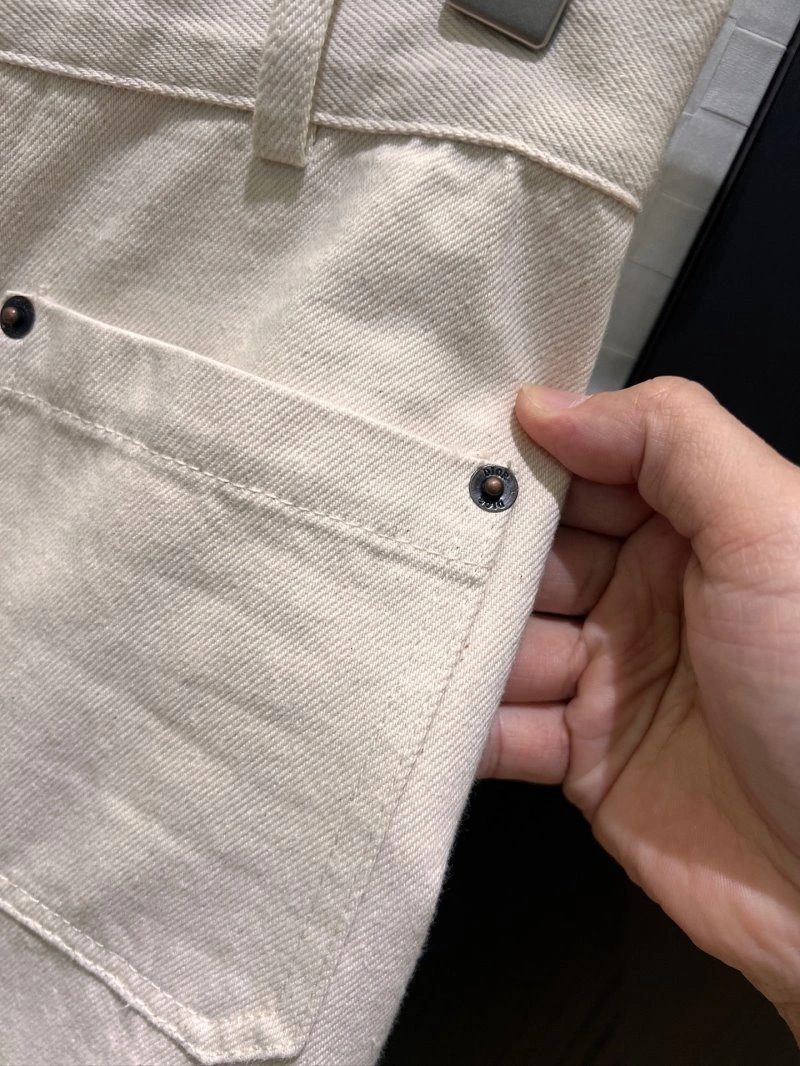 SmoothTexture Unclassified Brand Jeans 152672