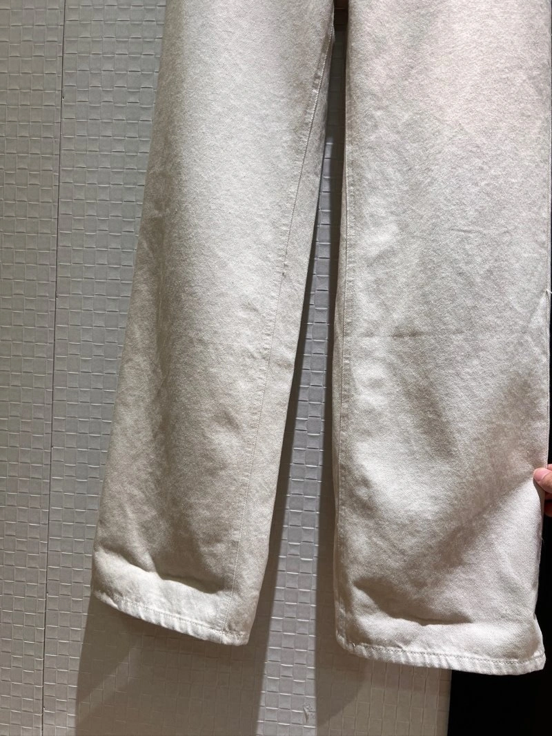 SmoothTexture Unclassified Brand Jeans 152672