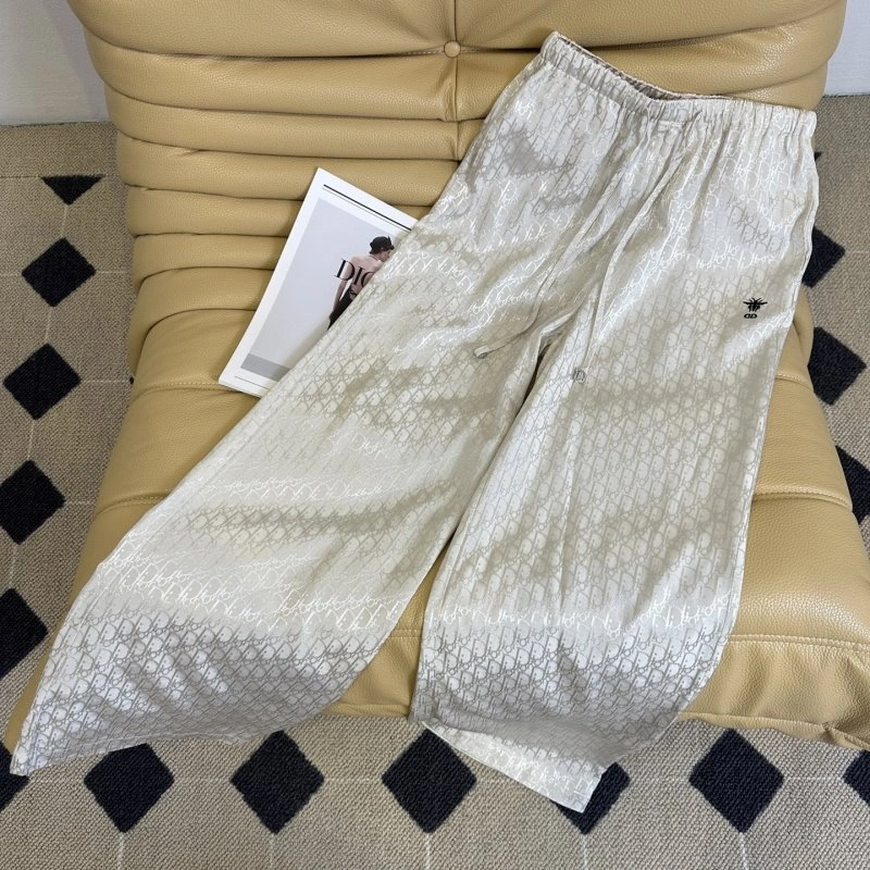 Unclassified Brand Long Pants UrbanChic 150570